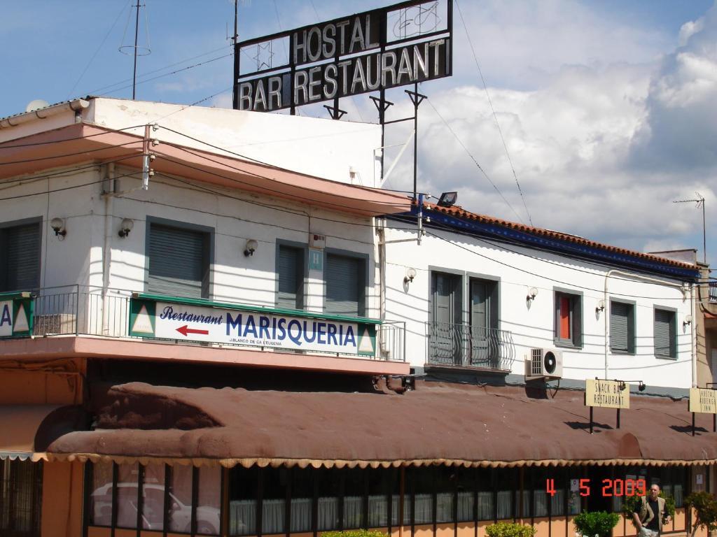 Hostal Can Blanco Sarriá de Ter 외부 사진